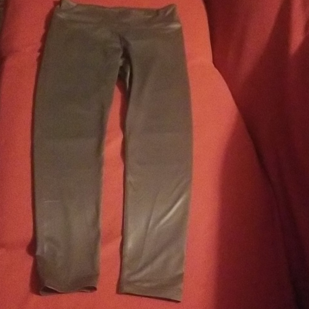 Legging - Picture 2 of 5